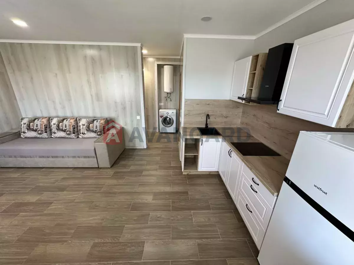 1 ��. ��������, 35/-/8 ��. �., 3/10 ������ ���� 1