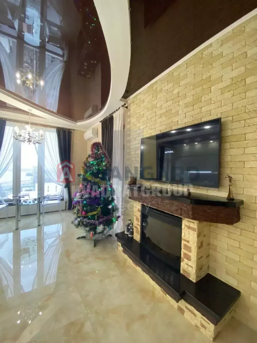 2 ��. ��������, 70/-/- ��. �., 16/17 ������ ���� 4