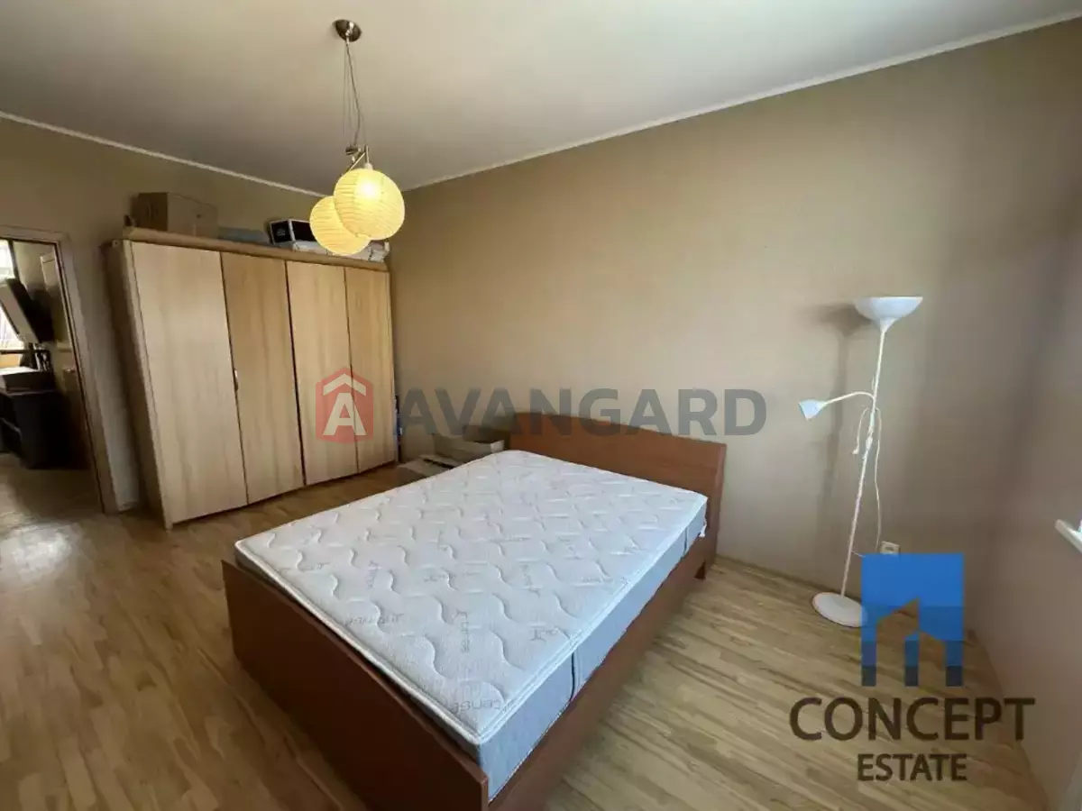 2 ��. ��������, 55/-/7 ��. �., 5/5 ������ ���� 8