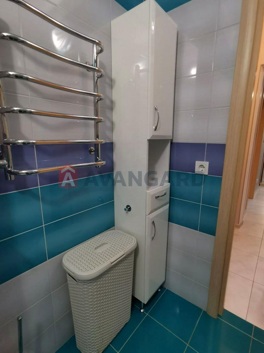 1 ��. ��������, 44 / 18 / 10 ��. �., 10/22 ������ ���� 18