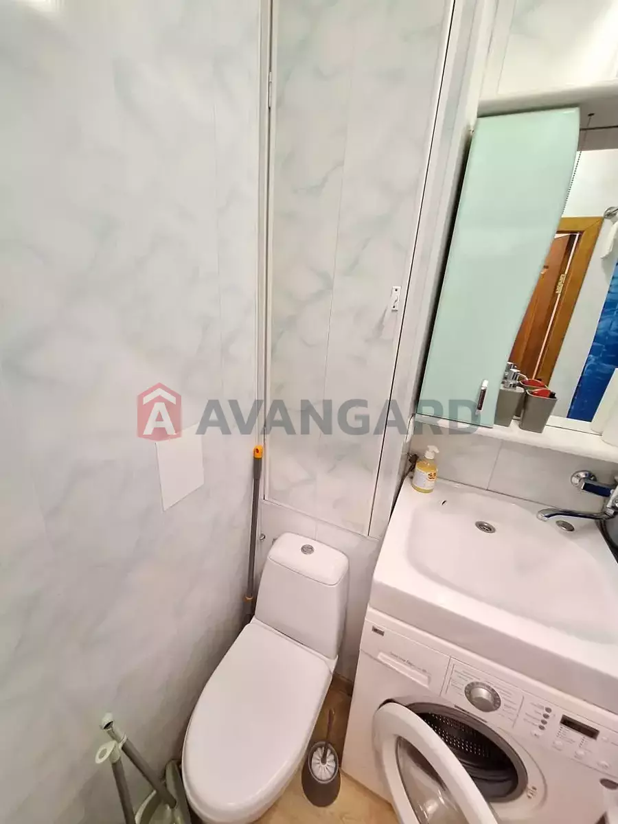 1 ��. ��������, 17/-/- ��. �., 8/9 ������ ���� 4