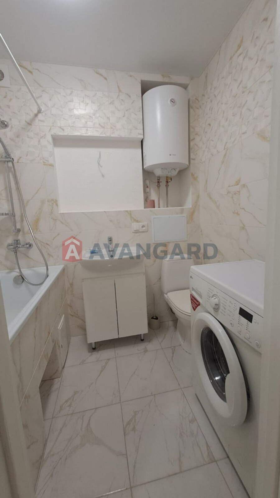 1 ����. ��������, 40/19/8 ��. �., 7/9 ���� ���� 5