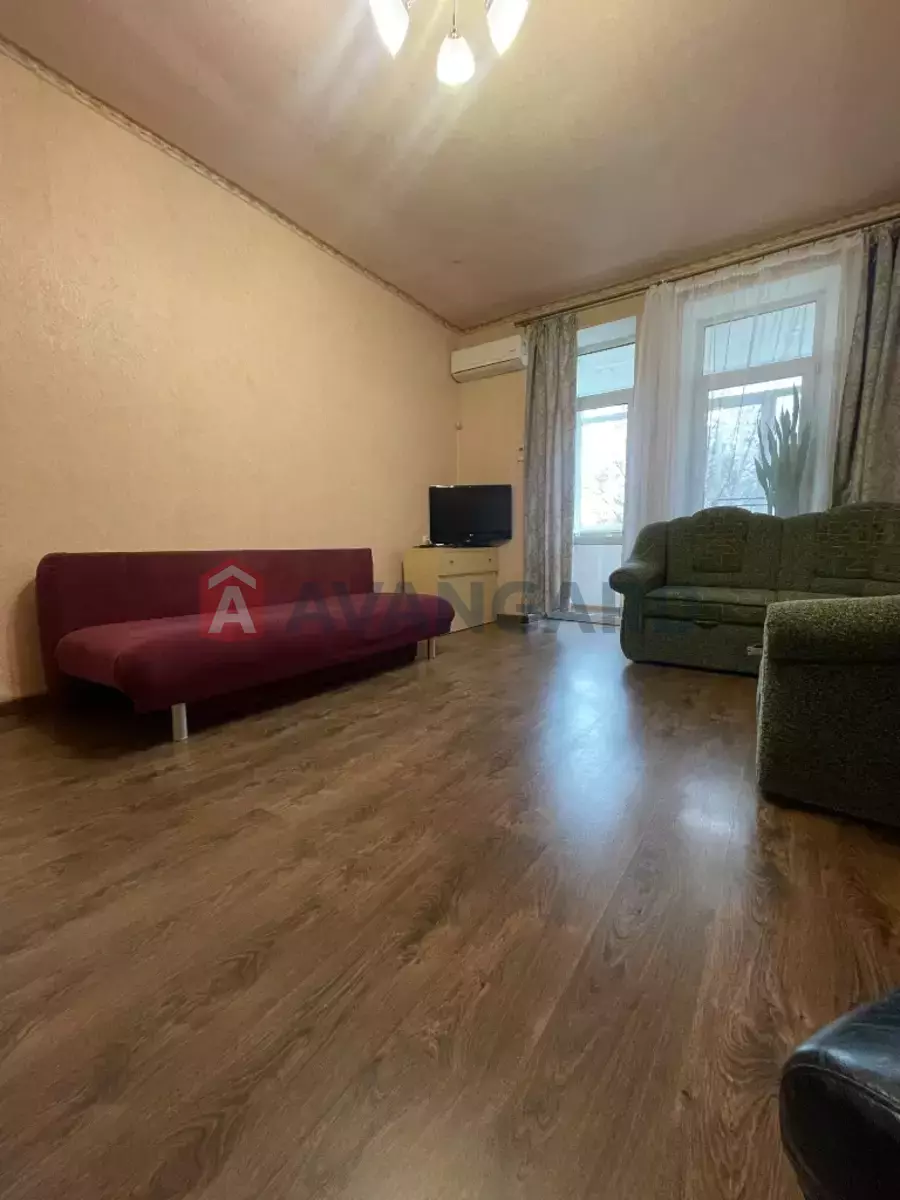 1 . , 37/-/- . ., 3/5   1