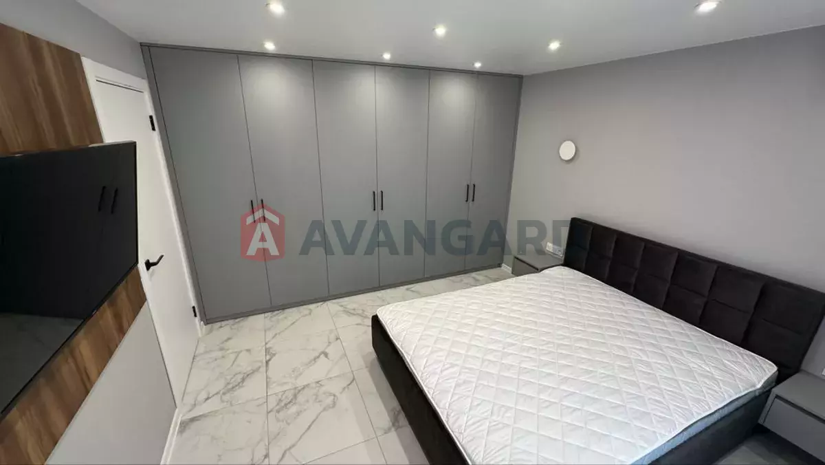 1 . , 30/-/5 . ., 1/9   4