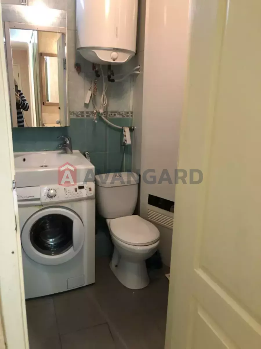 3 ����. ��������, 72/-/9 ��. �., 4/9 ���� ���� 5