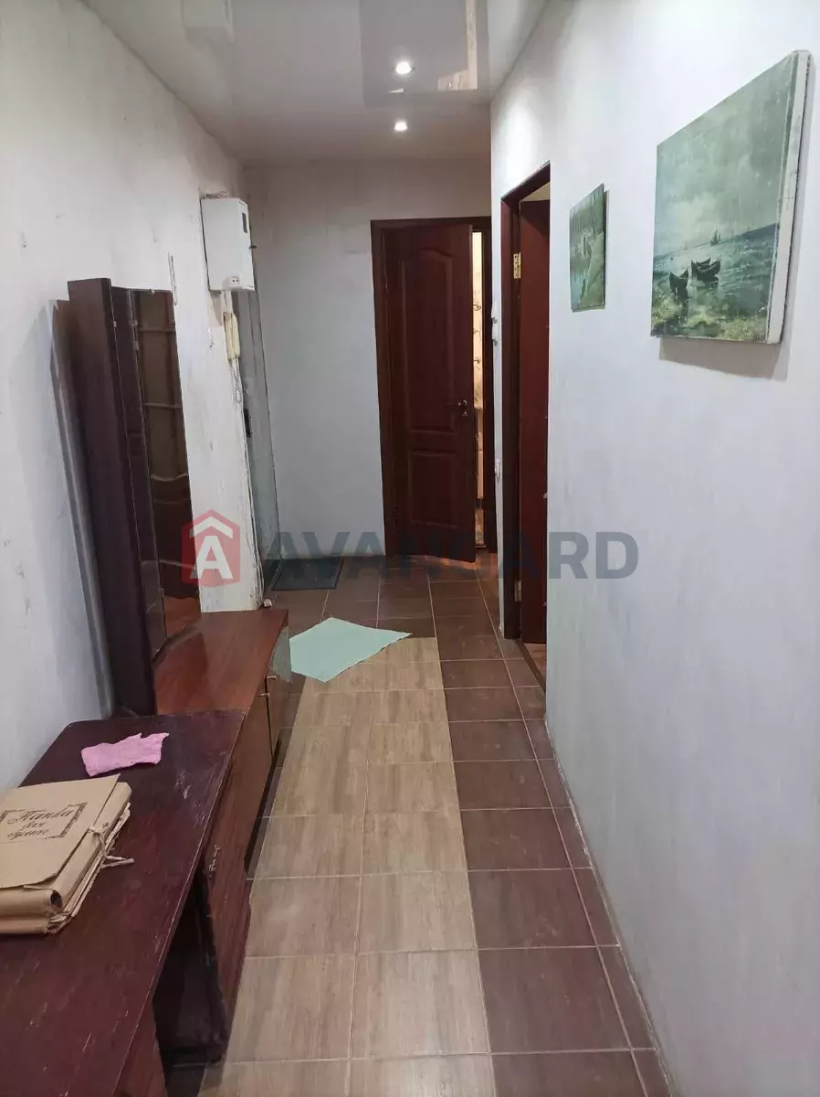 3 . , 70/-/9 . ., 9/9   8