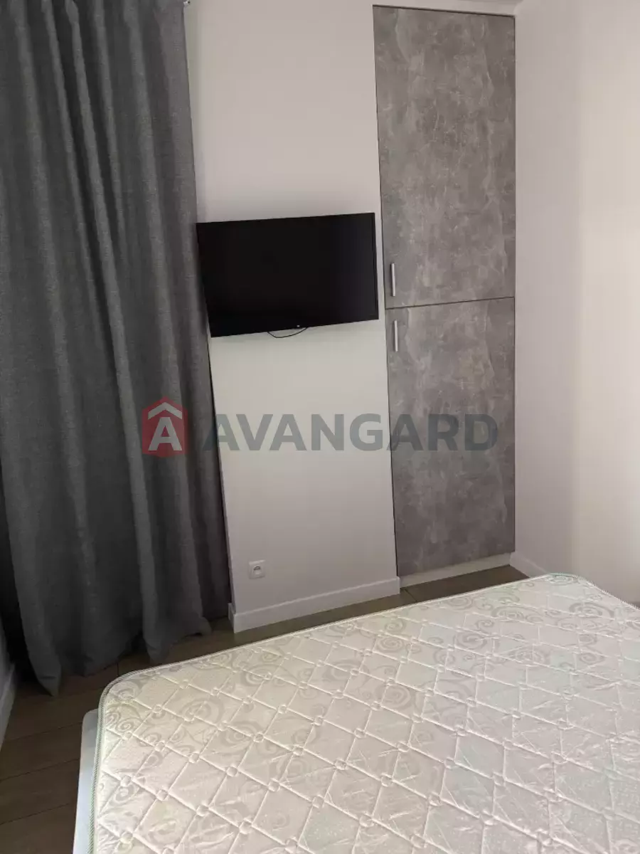 1 ��. ��������, 47/35/17 ��. �., 4/12 ������ ���� 11