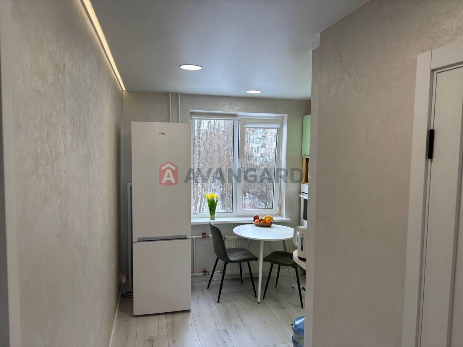 1 ����. ��������, 35/-/7 ��. �., 5/9 ���� ���� 12