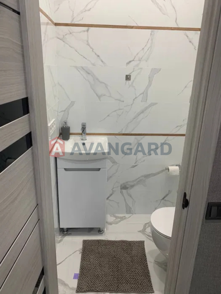 1 ����. ��������, 42/-/15 ��. �., 12/25 ���� ���� 5