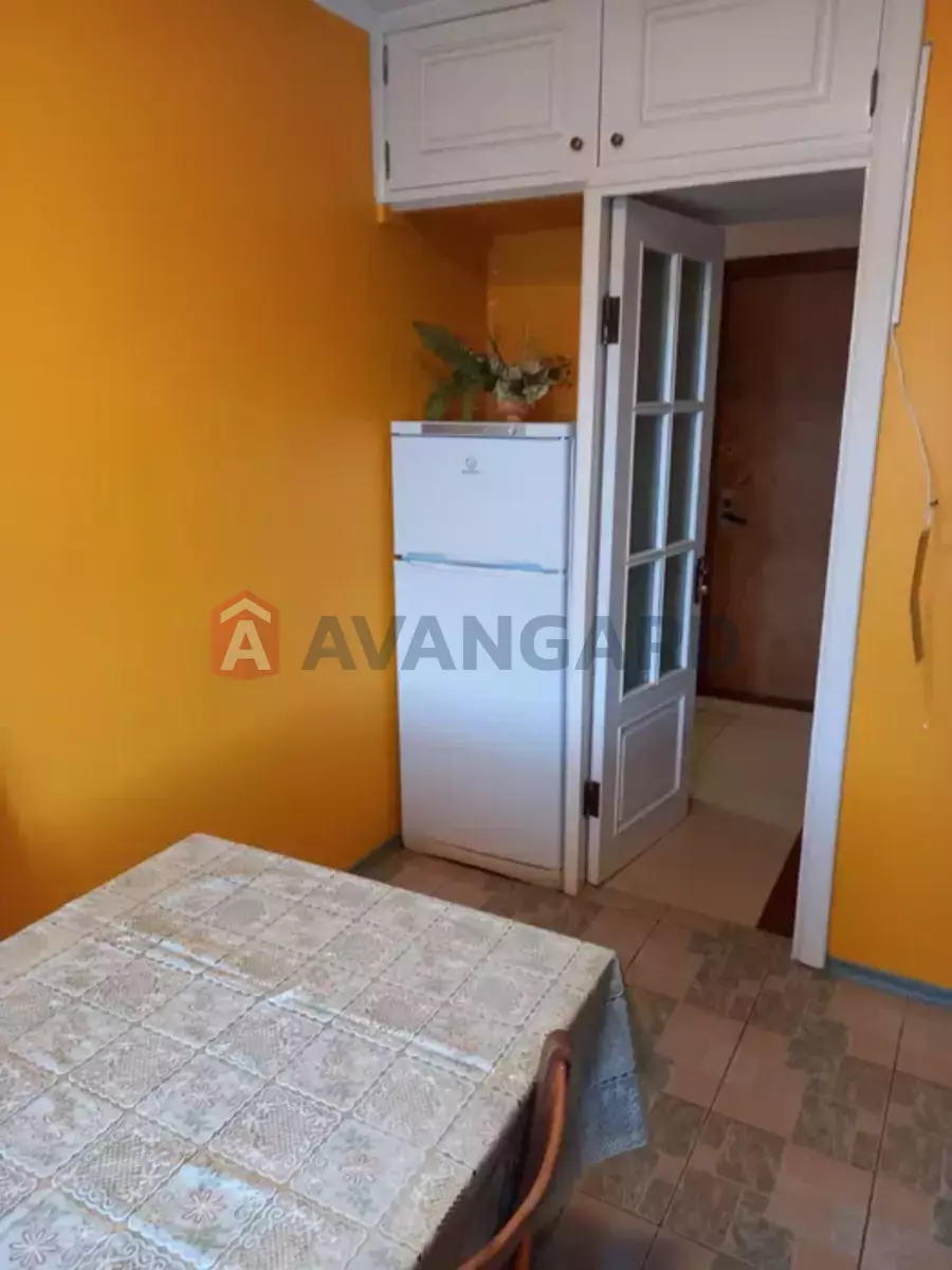 3 ��. ��������, 64/-/9 ��. �., 9/9 ������ ���� 5