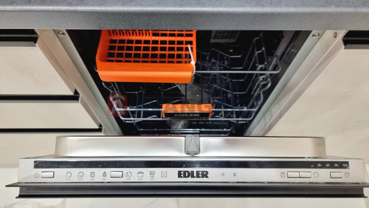 2 ��. ��������, 51/-/10 ��. �., 11/18 ������ ���� 23