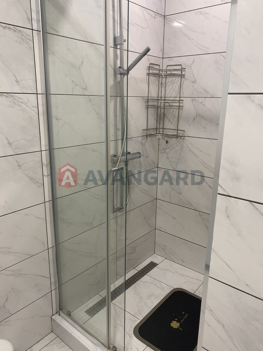 2 ����. ��������, 52/-/- ��. �., 5/12 ���� ���� 4