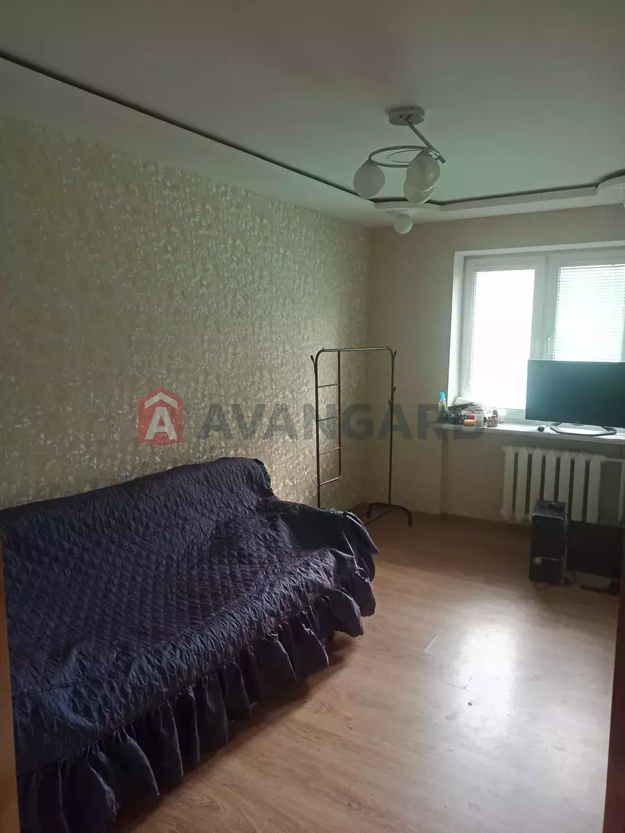 2 ����. ��������, 30/-/5 ��. �., 3/5 ���� ���� 4