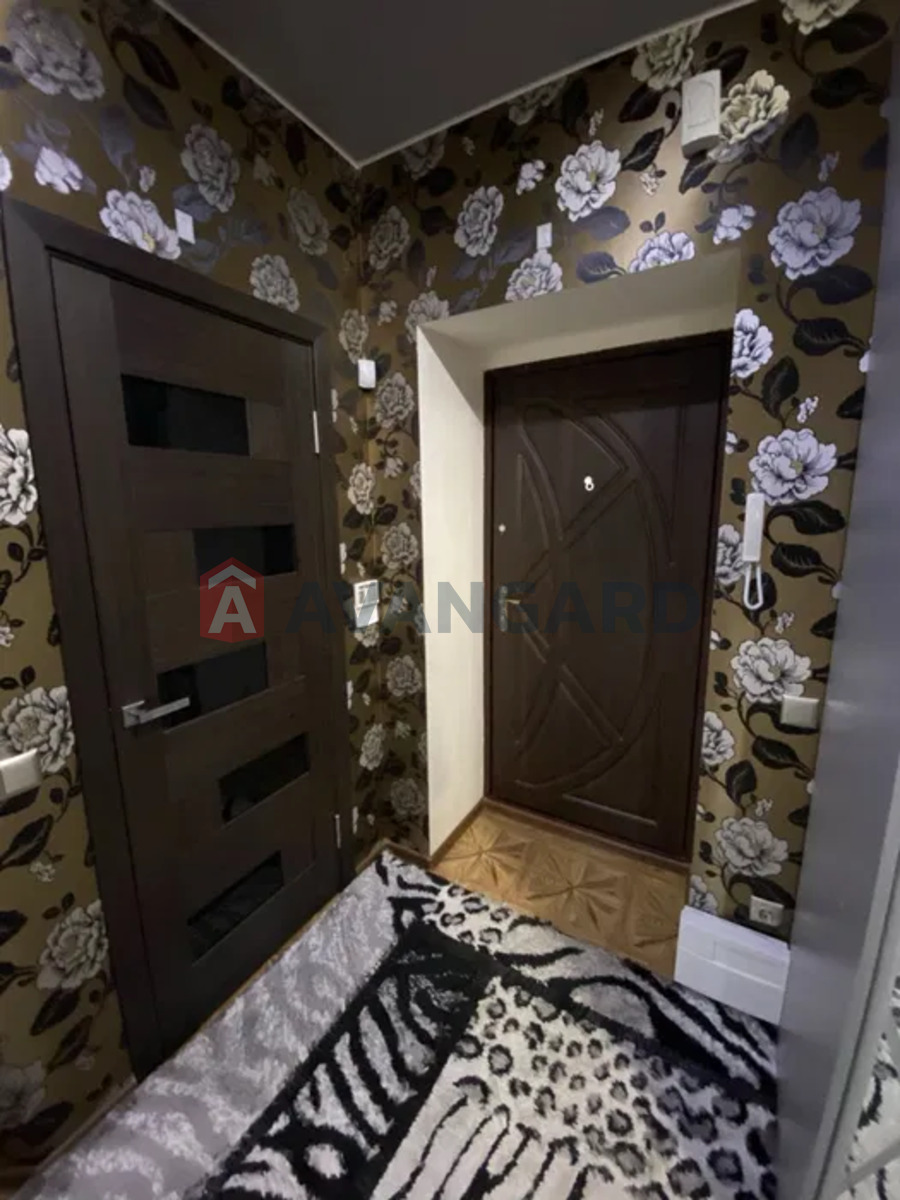 1 ��. ��������, 55/-/12 ��. �., 8/11 ������ ���� 7