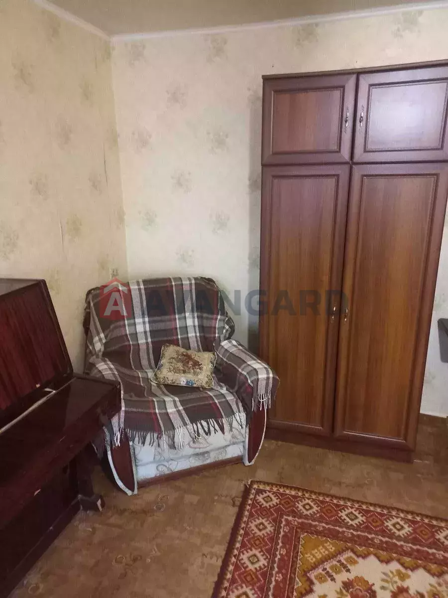 1 ����. ��������, 40/18/7 ��. �., 1/5 ���� ���� 3