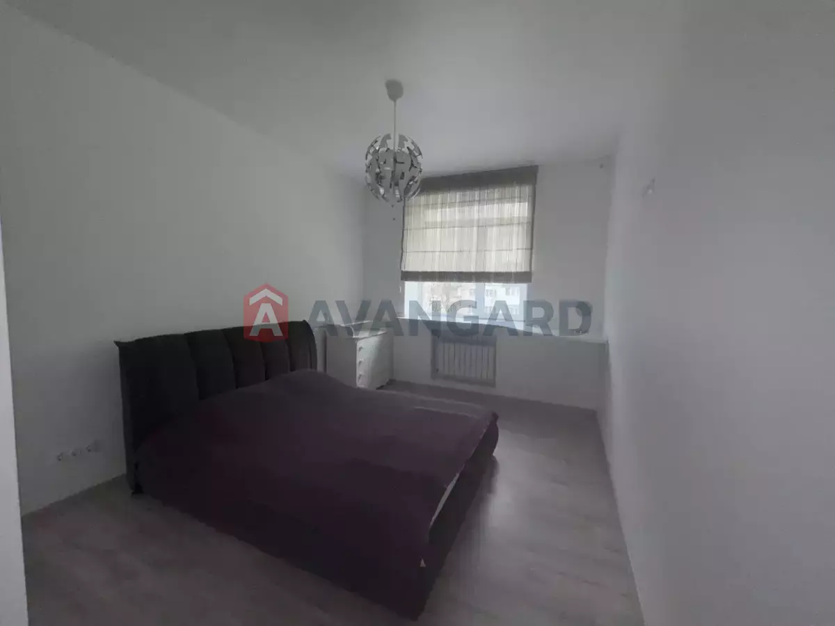 2 ��. ��������, 56/-/9 ��. �., 4/5 ������ ���� 8