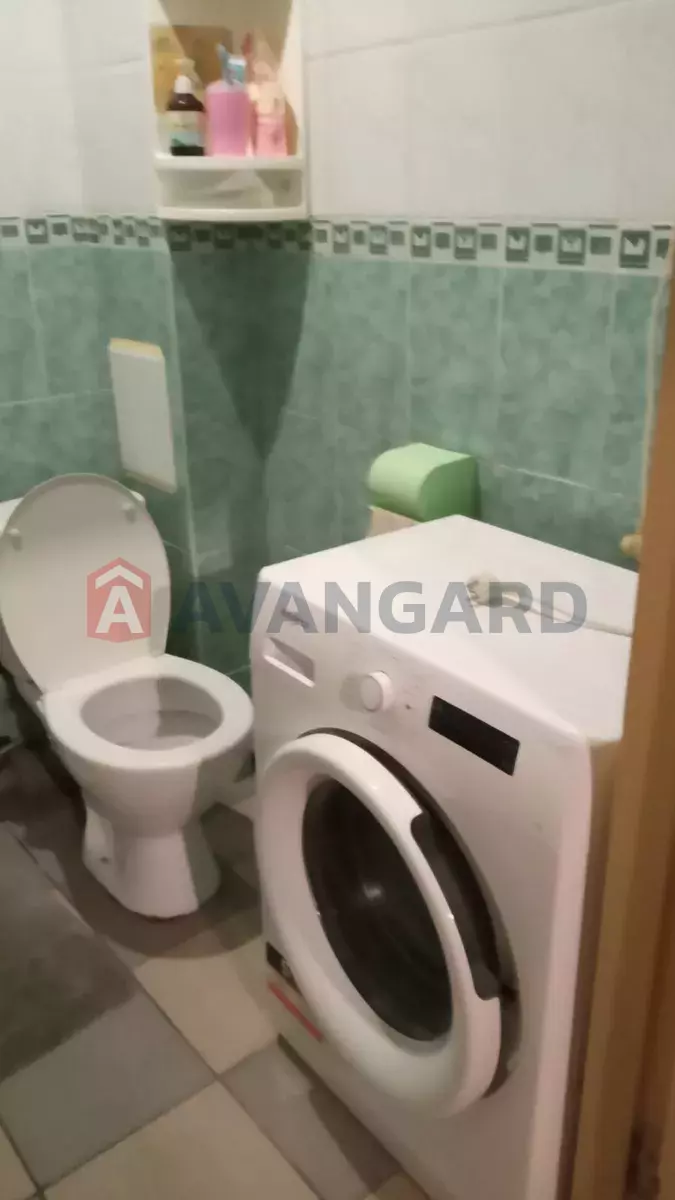 2 ����. ��������, 45/-/8 ��. �., 1/3 ���� ���� 8