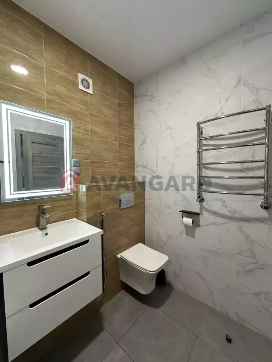 1 ��. ��������, 45/-/- ��. �., 8/10 ������ ���� 11