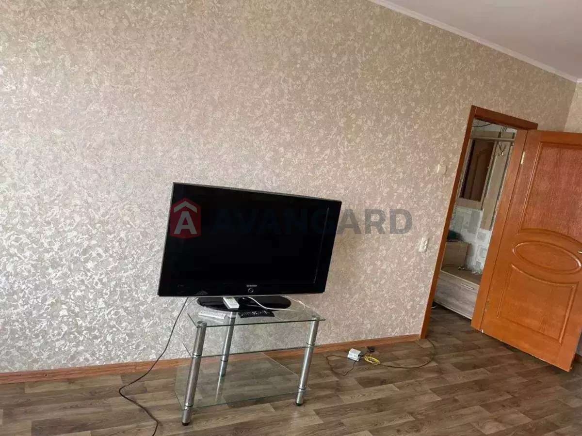 1 . , 39/-/6 . ., 8/9   14