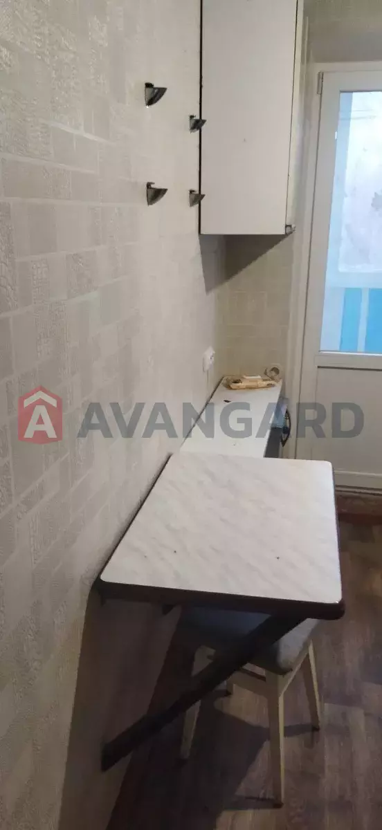 1 ����. ��������, 30/-/8 ��. �., 4/16 ���� ���� 5