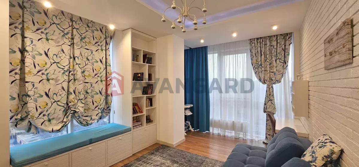 4 ����. ��������, 120/-/45 ��. �., 10/24 ���� ���� 7