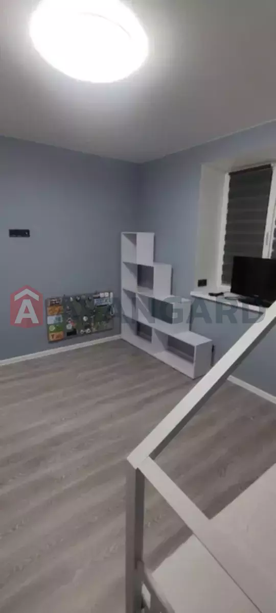 2 ����. ��������, 70/-/- ��. �., 11/12 ���� ���� 6