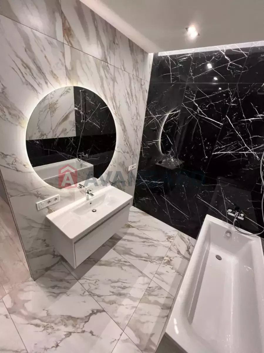 4 ��. ��������, 130/-/- ��. �., 2/14 ������ ���� 6