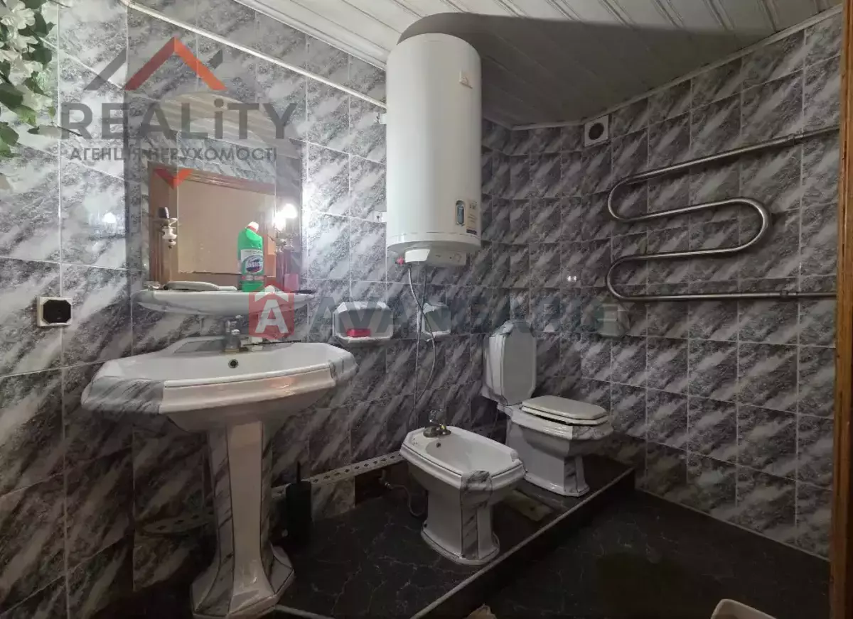 4 ��. ��������, 116/-/14 ��. �., 6/9 ������ ���� 8