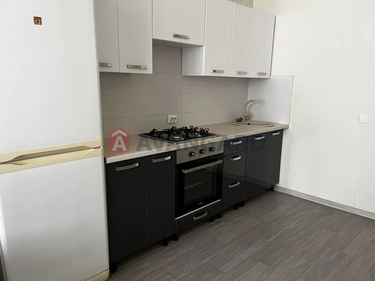 1 ��. ��������, 59/-/22 ��. �., 6/9 ������ ���� 3