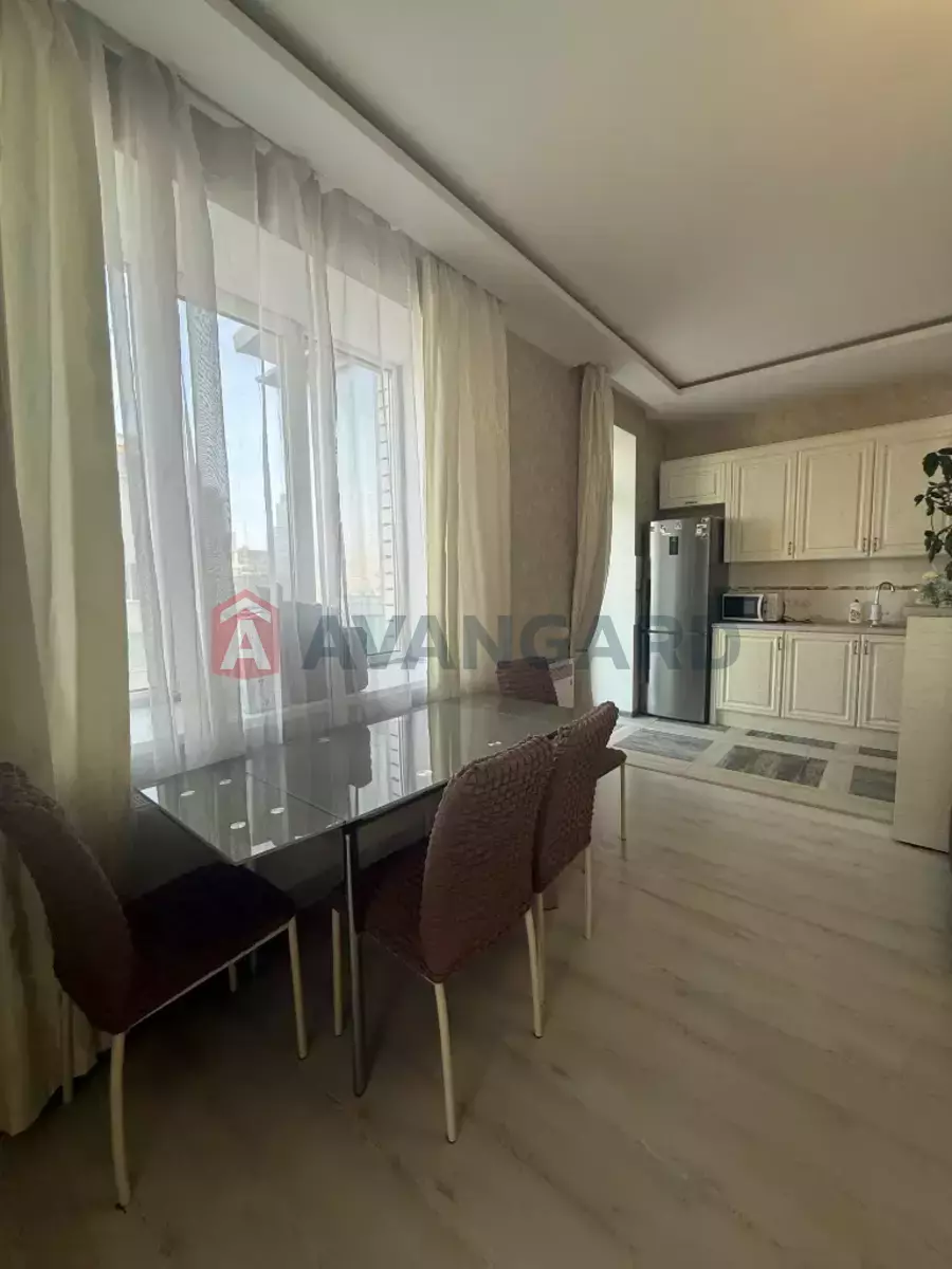 2 ��. ��������, 67/40/15 ��. �., 9/17 ������ ���� 9