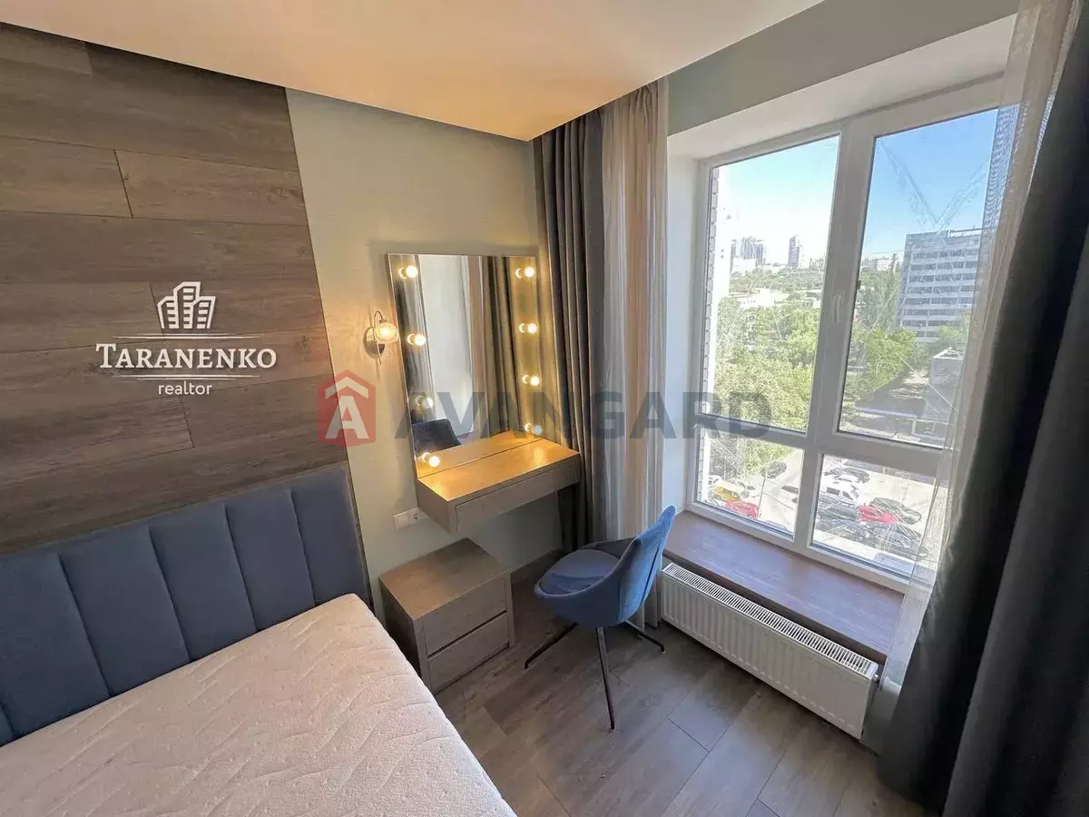 2 ����. ��������, 65/-/15 ��. �., 9/12 ���� ���� 2