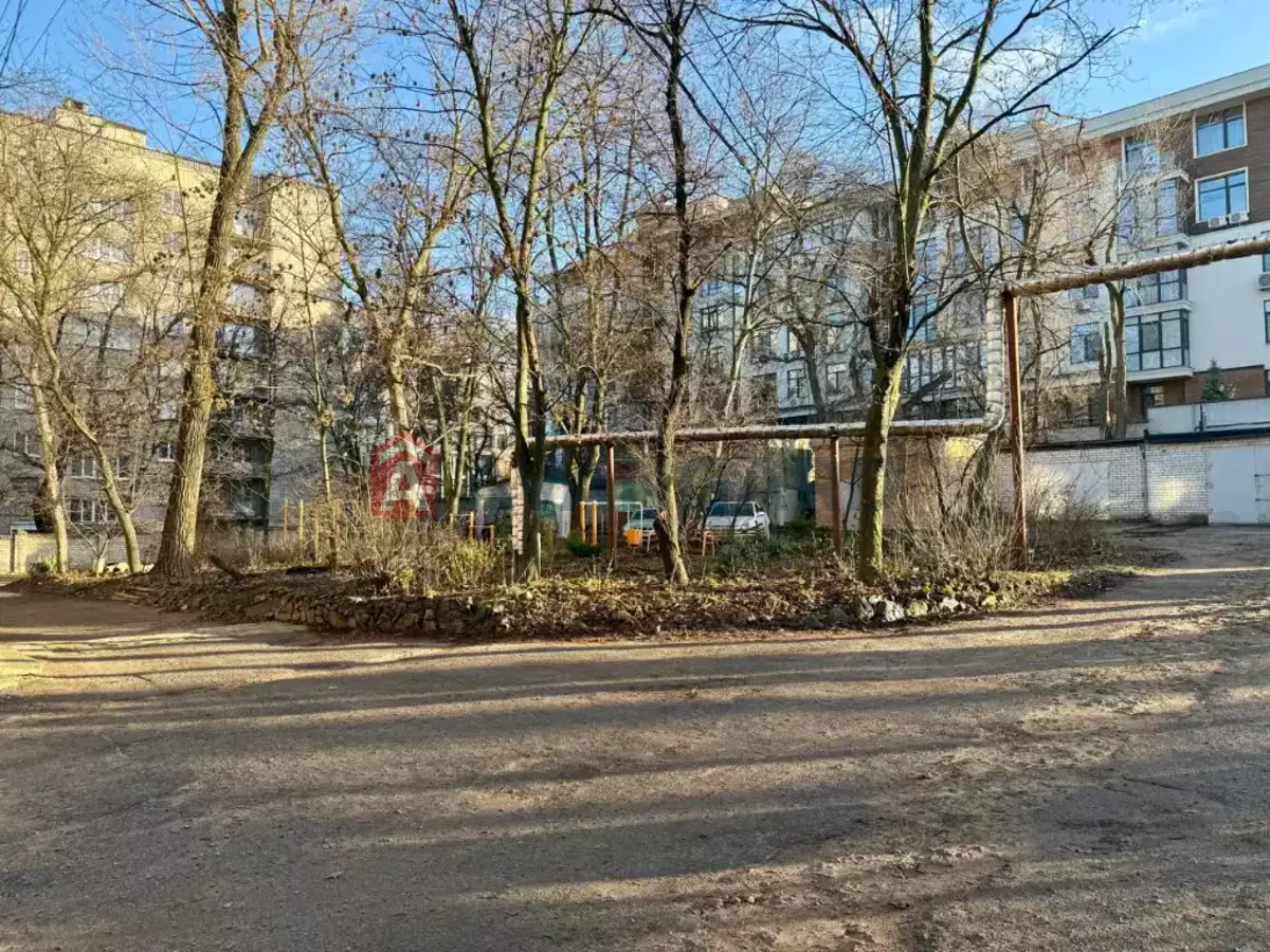 1 ����. ��������, 40/20/9 ��. �., 4/4 ���� ���� 9