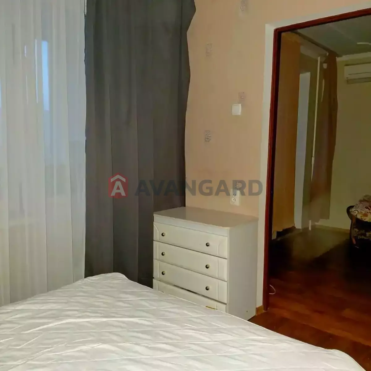 3 ��. ��������, 57/30/8 ��. �., 7/9 ������ ���� 7