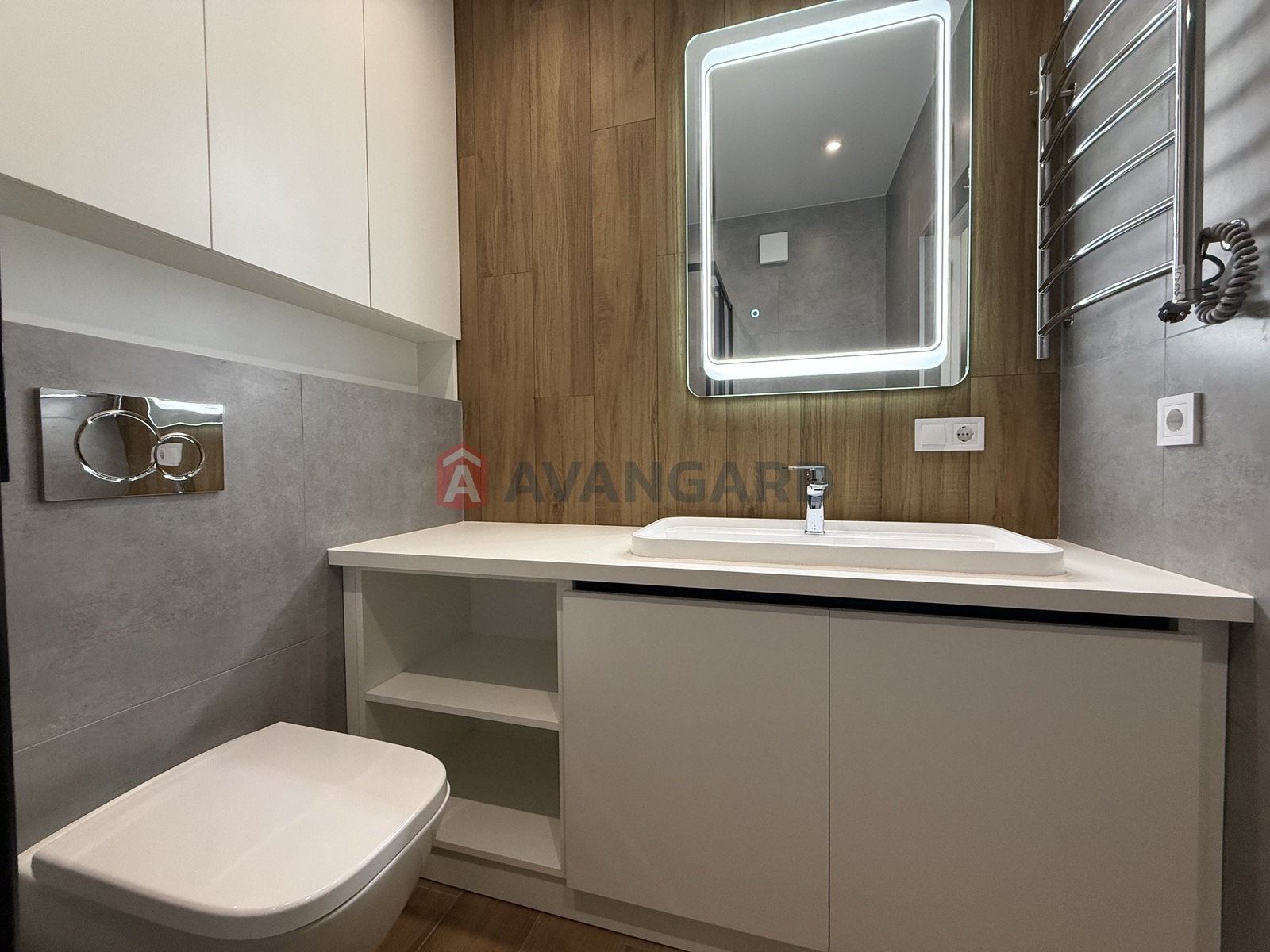 1 ��. ��������, 43,2/14,9/14 ��. �., 4/8 ������ ���� 3