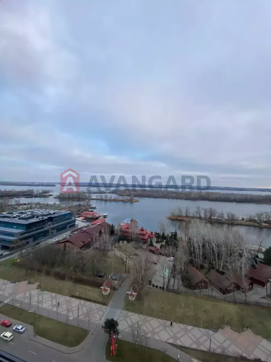 1 ����. ��������, 30/-/- ��. �., 17/24 ���� ���� 1