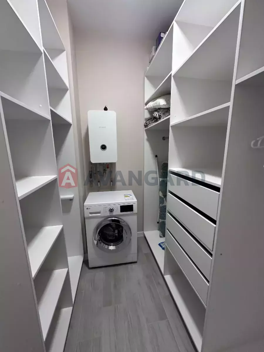 2 ��. ��������, 47/-/- ��. �., 5/10 ������ ���� 5