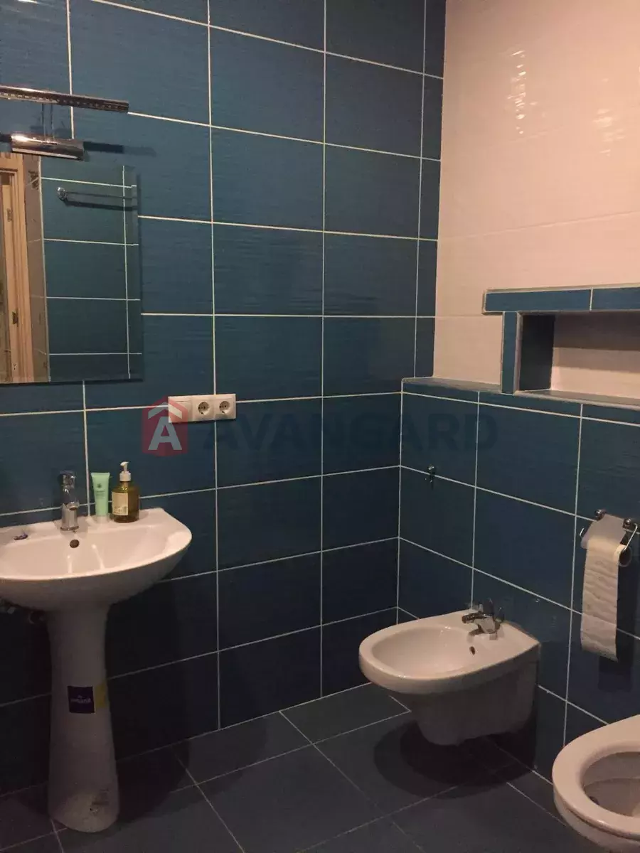 2 ��. ��������, 70/-/20 ��. �., 15/21 ������ ���� 9