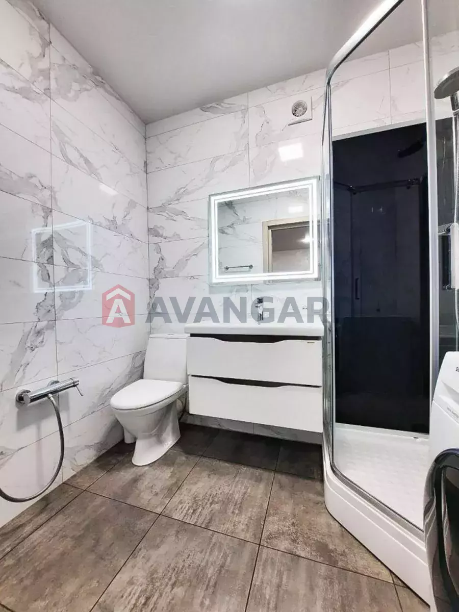 2 ����. ��������, 49/-/9 ��. �., 5/12 ���� ���� 8