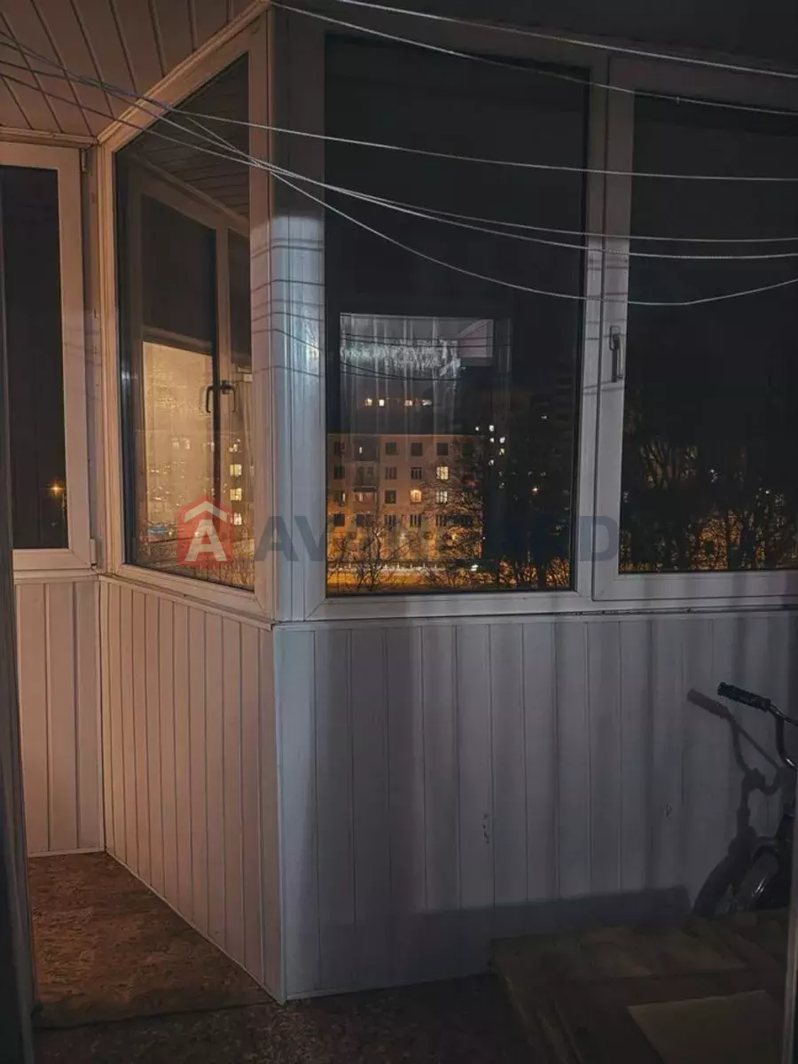 3 кім. квартира, 95/-/6 кв. м., 4/9 поверх фото 6 3 кім. квартира, 95/-/6 кв. м., 4/9 поверх фото 6