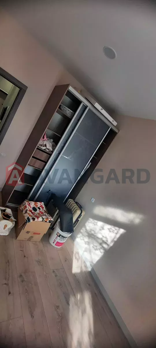 2 ��. ��������, 45/-/18 ��. �., 2/2 ������ ���� 10