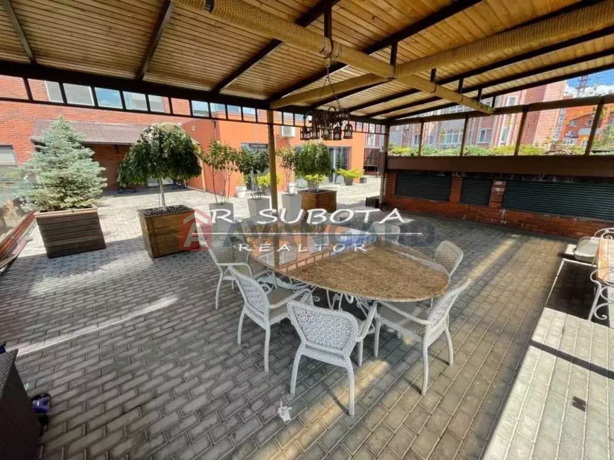 4 ����. ��������, 300/-/50 ��. �., 7/16 ���� ���� 14