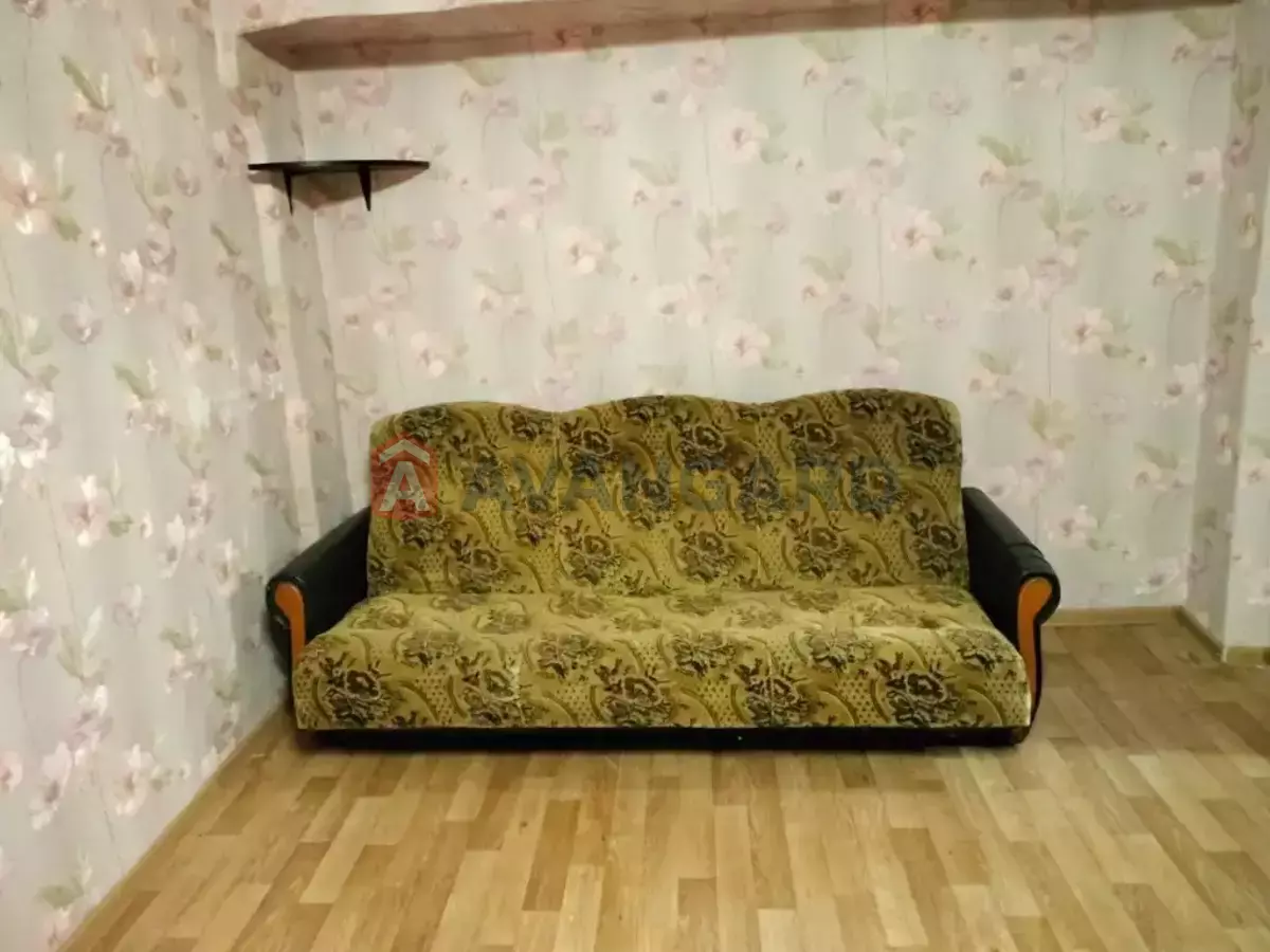 1 . , 35/-/- . ., 4/5   9