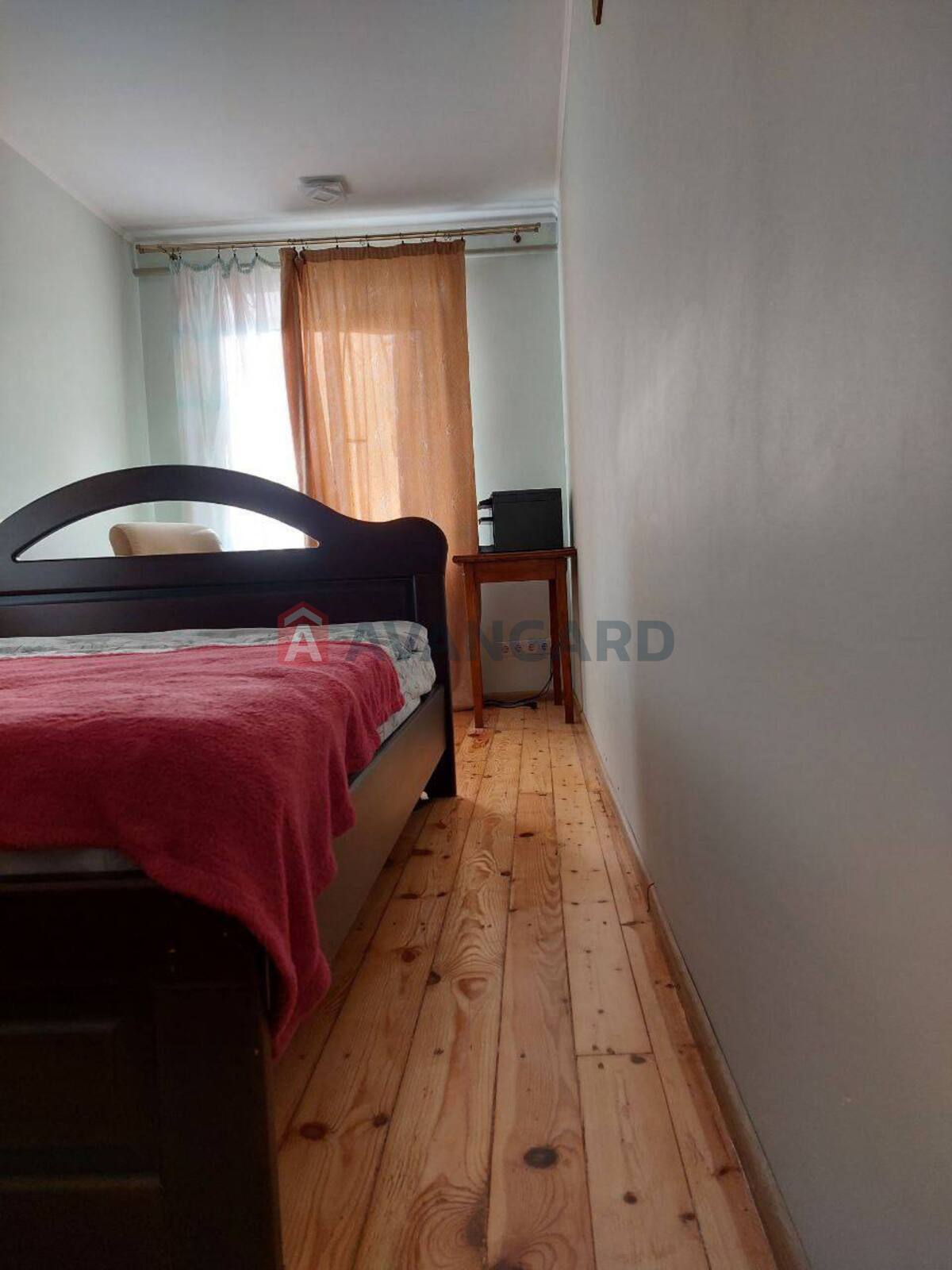 1 . , 43/28/6 . ., 5/5   8