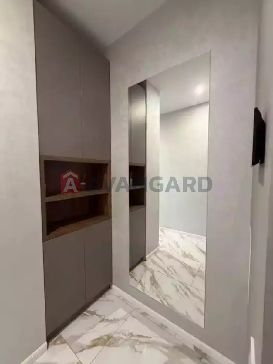 2 ��. ��������, 70/-/- ��. �., 4/4 ������ ���� 6