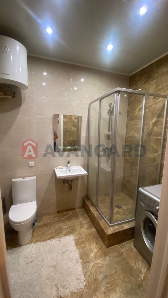 1 ����. ��������, 35.4 / 18 / 8 ��. �., 16/17 ���� ���� 9