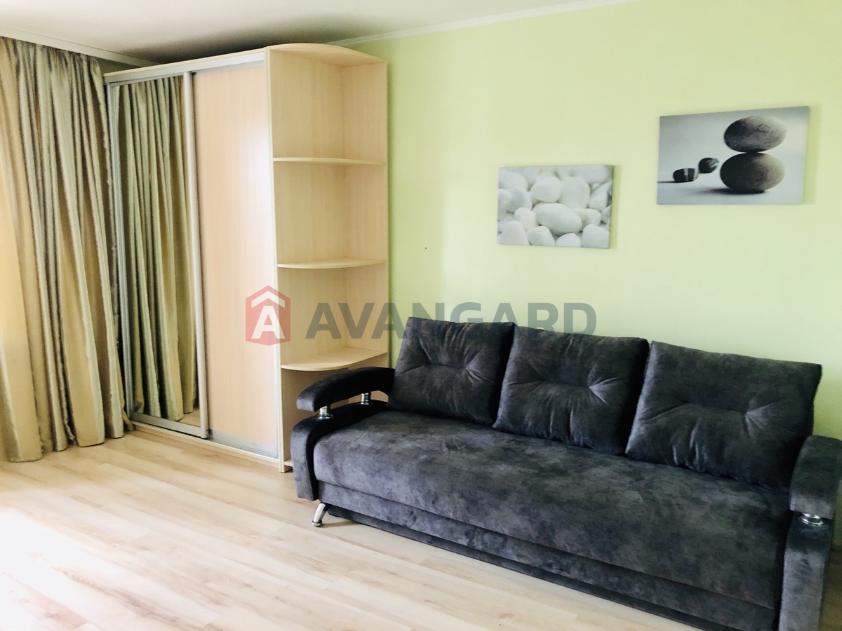 3 ��. ��������, 63/39/- ��. �., 9/9 ������ ���� 10