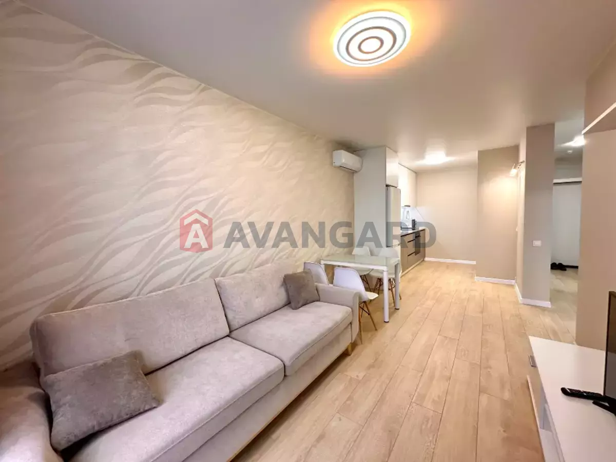 2 ����. ��������, 42/-/15 ��. �., 10/17 ���� ���� 1