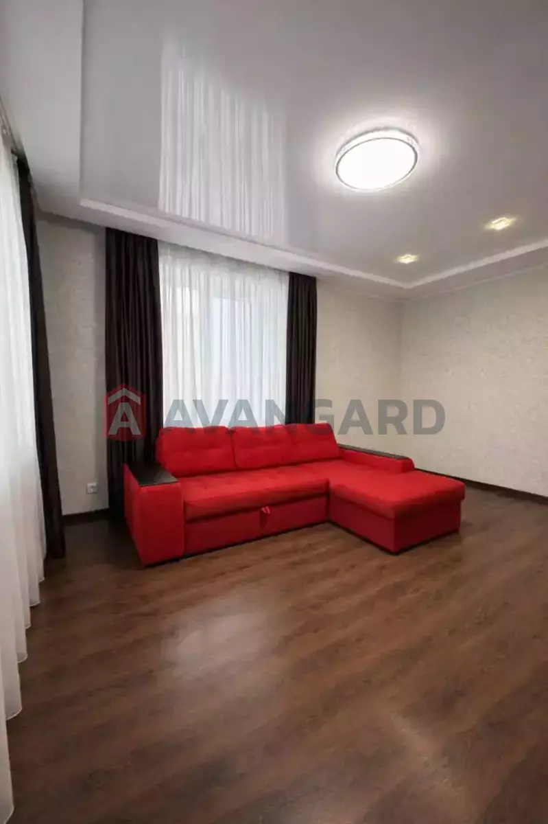 3 ����. ��������, 67/-/20 ��. �., 4/12 ���� ���� 19