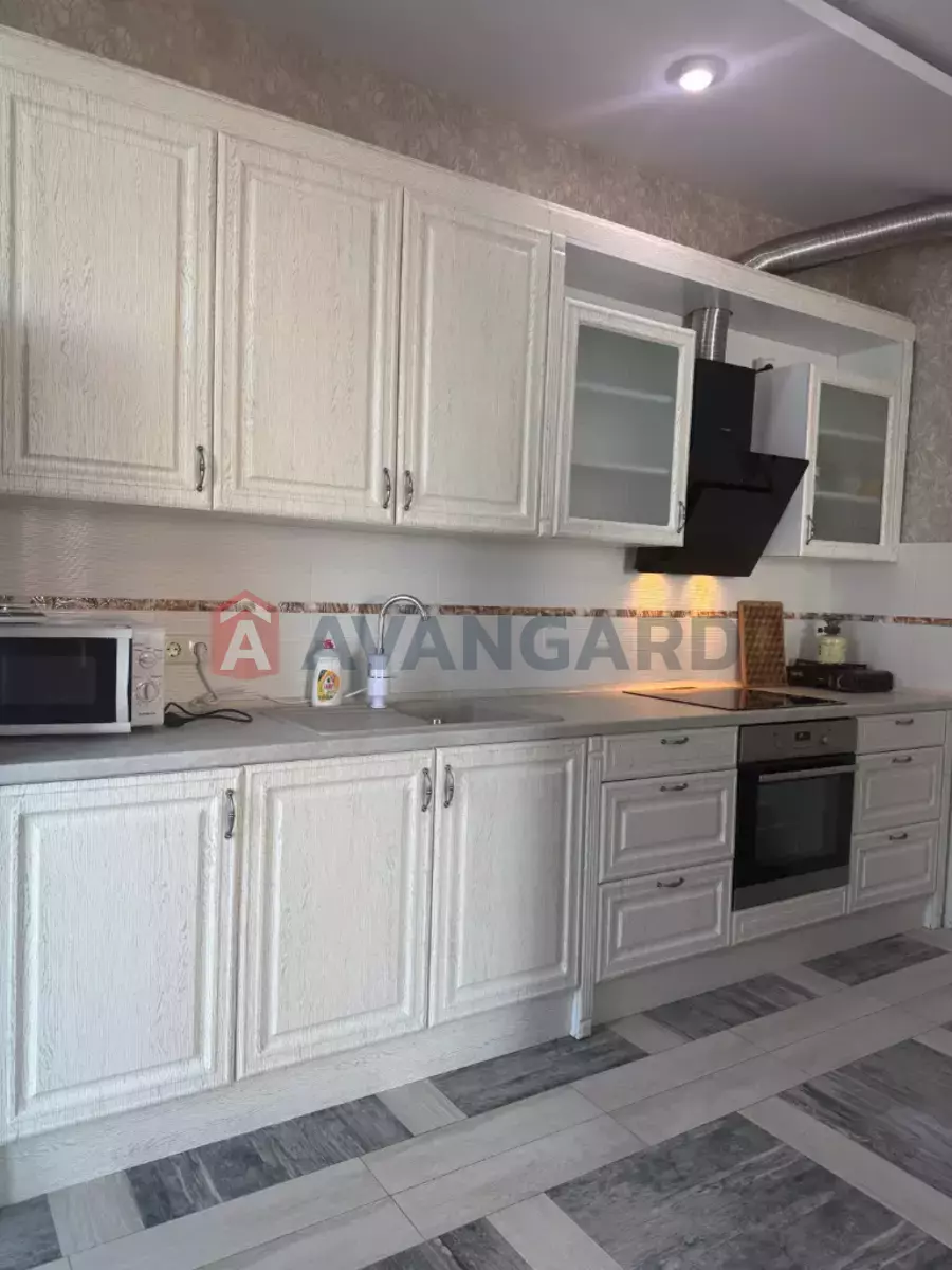 2 ��. ��������, 67/40/15 ��. �., 9/17 ������ ���� 4