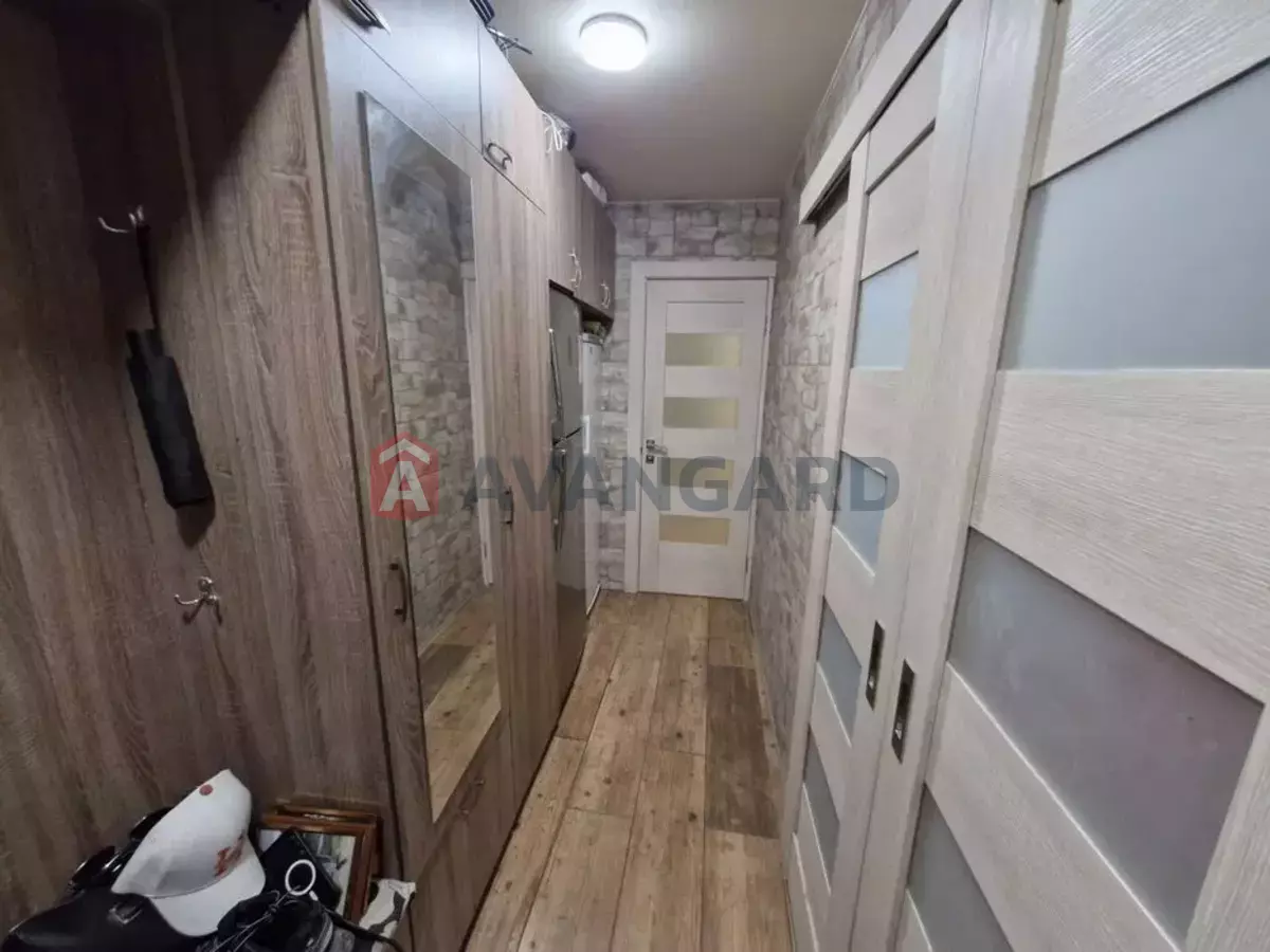 2 ����. ��������, 50/-/8 ��. �., 2/9 ���� ���� 8